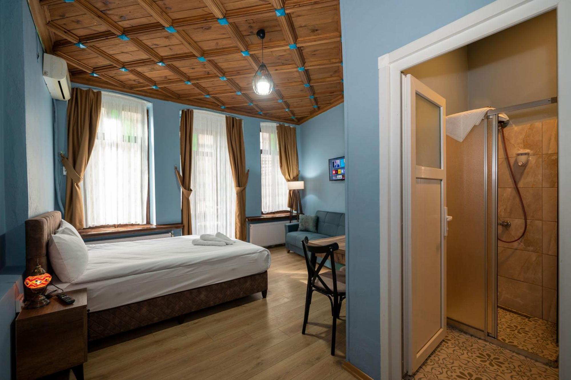 Taksimantiqueotel