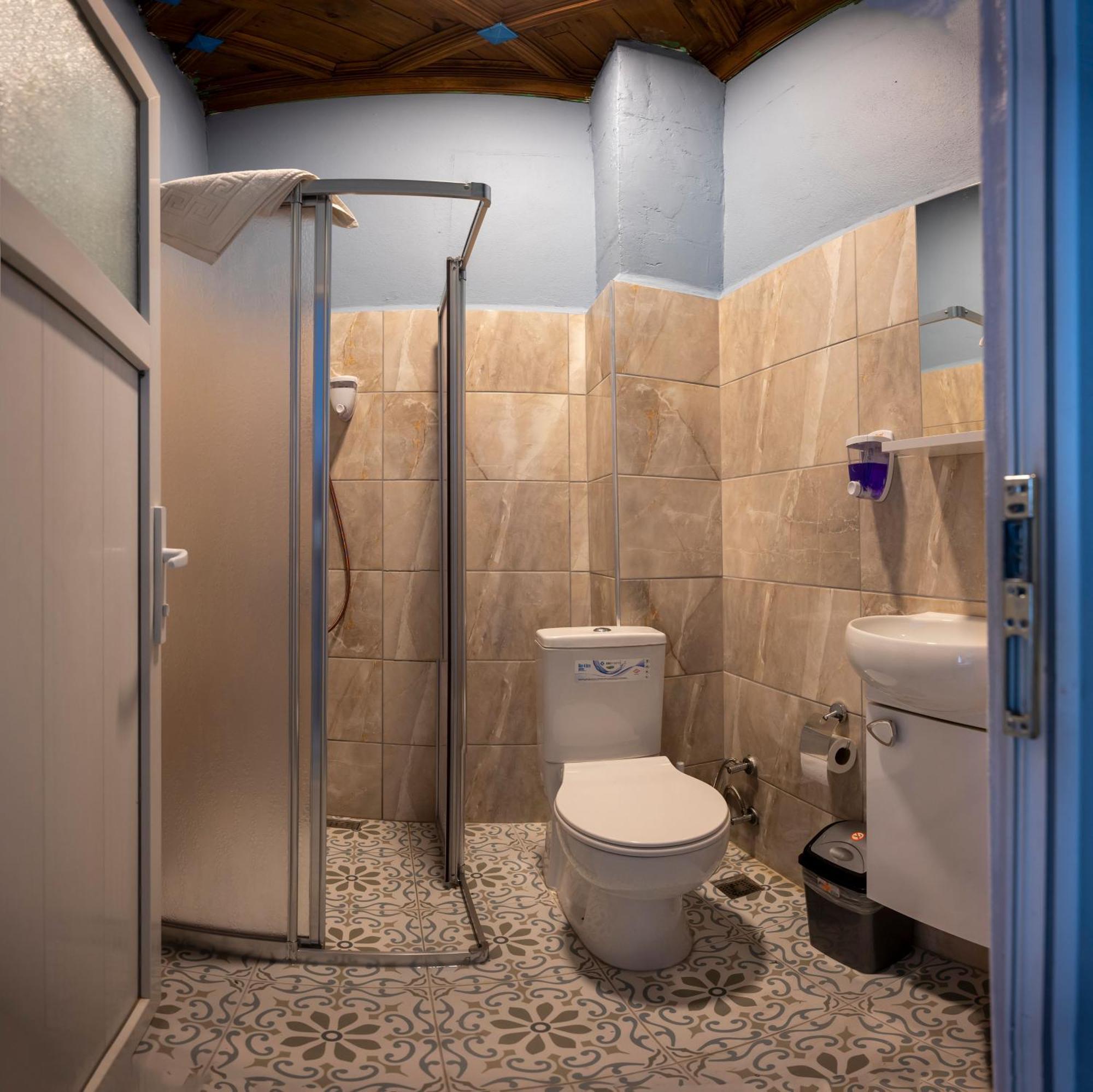 Otel Taksimantiqueotel 2*