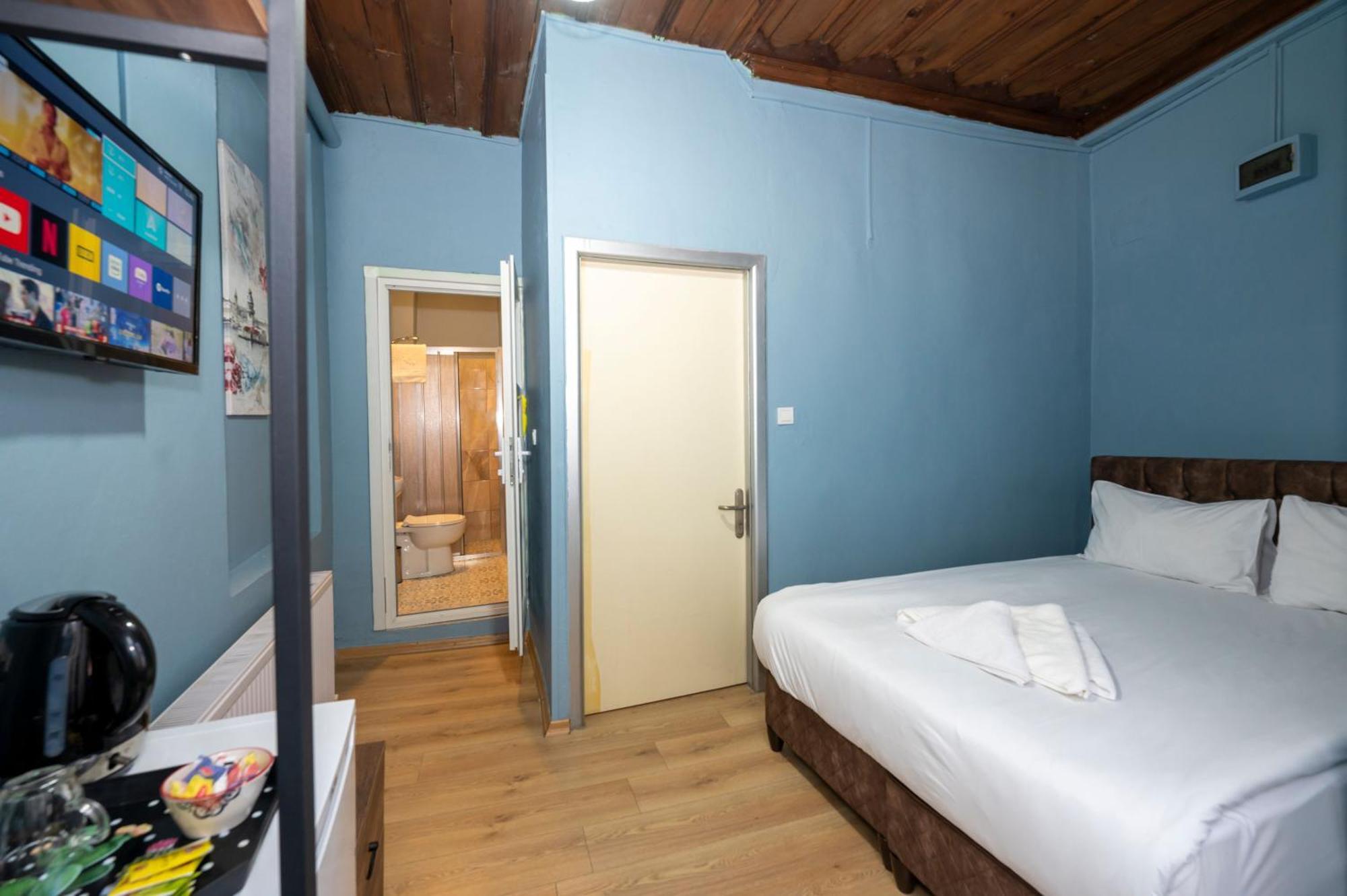 Taksimantiqueotel Hotel 2*