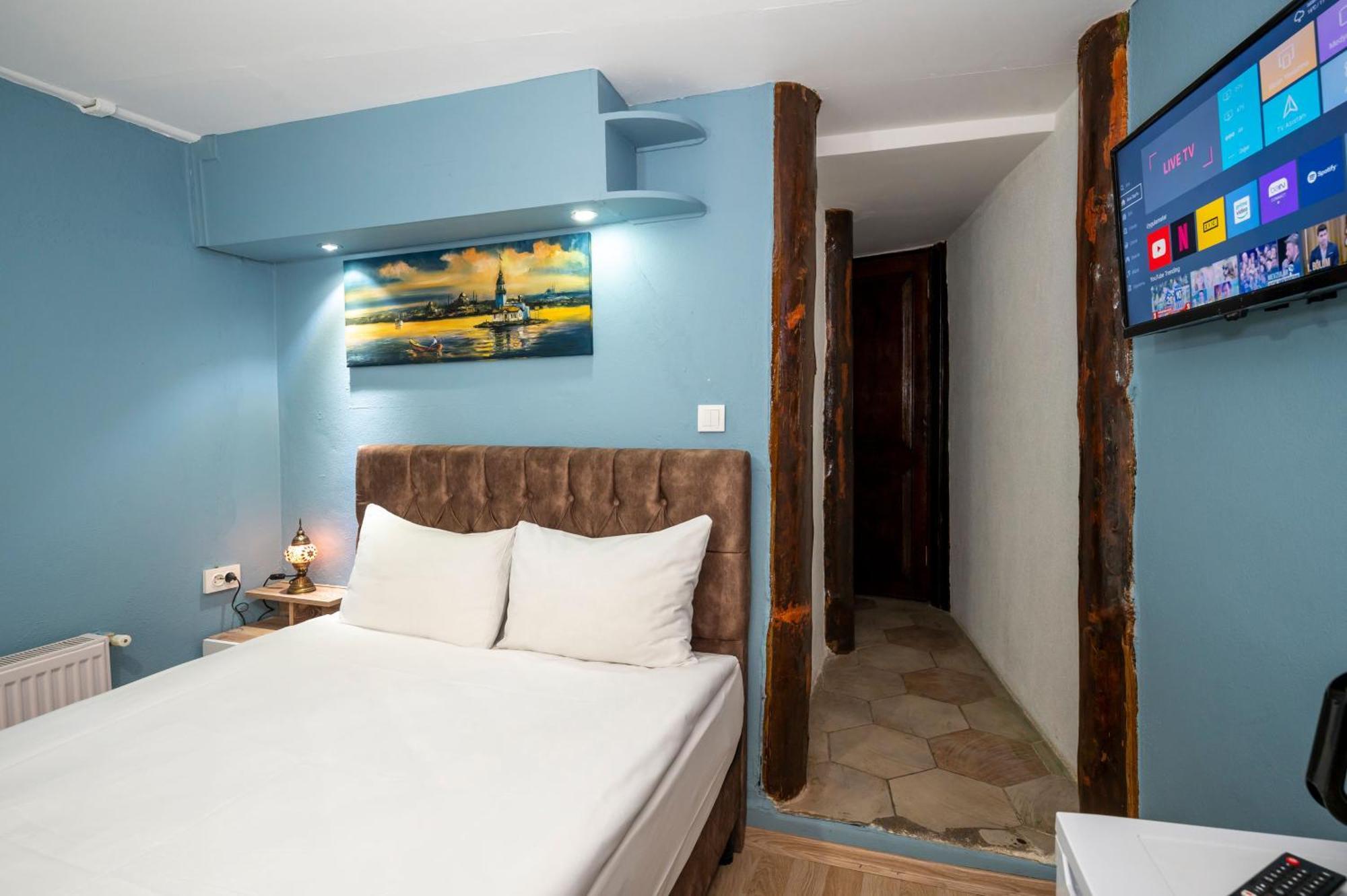 Taksimantiqueotel 2* İstanbul