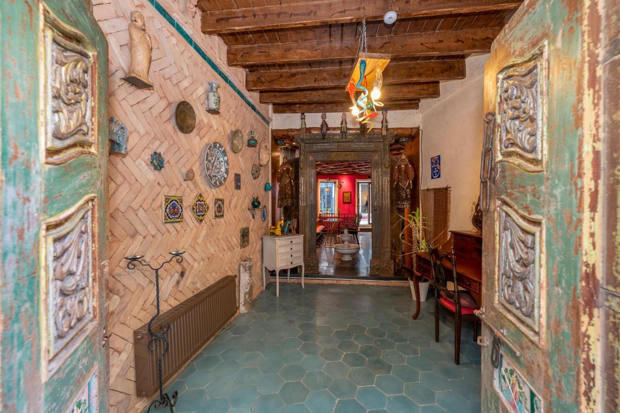 Hotel Taksimantiqueotel